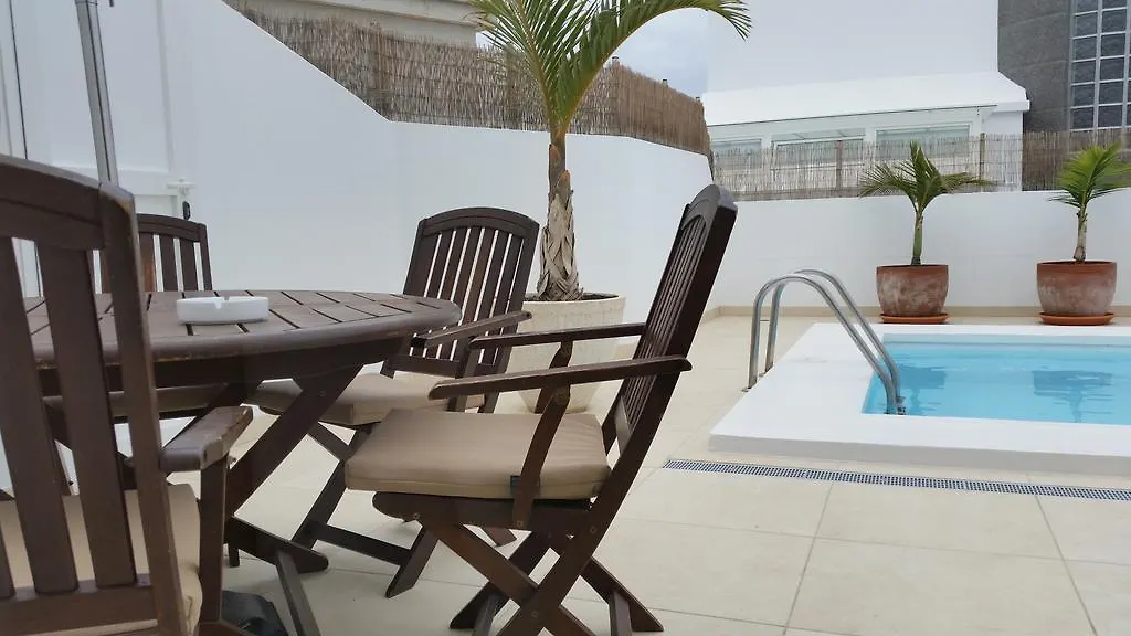 Villa Cristina Puerto del Carmen  0*, Puerto del Carmen (Lanzarote)